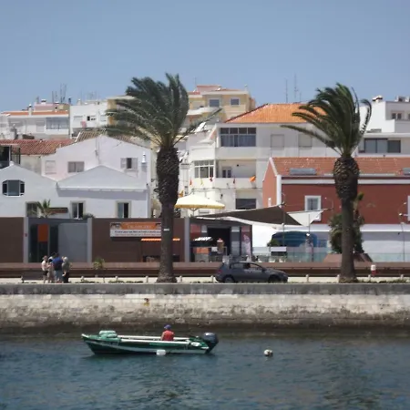 Pensión Casa Augusta Lagos